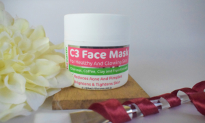 Mama Earth C3 Face Mask Review: Brightens The Skin While Curbing Acne Issues